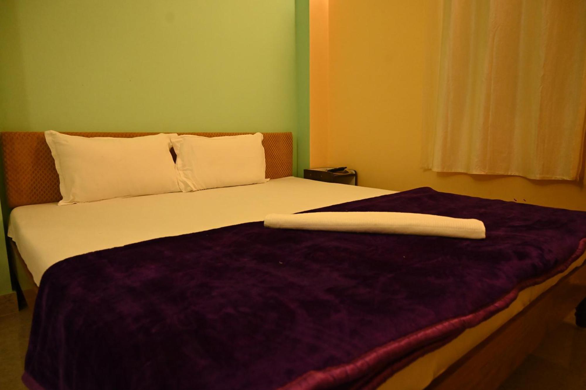 Ferienwohnung Royal Seaview Residency Port Blair Exterior foto